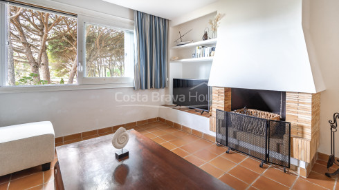 Mediterranean house in Llafranc with large plot and private garden near the beach