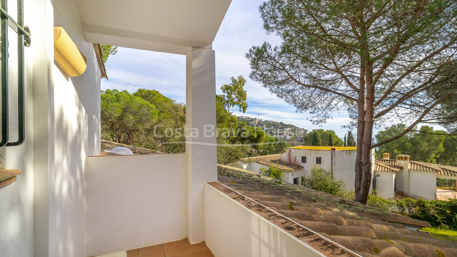 Mediterranean house in Llafranc with large plot and private garden near the beach