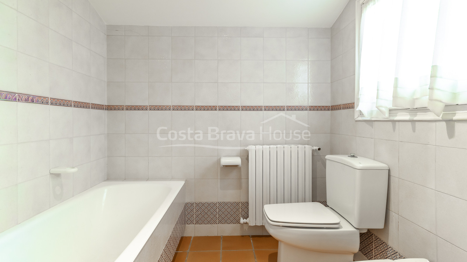 Casa en Llafranc con gran parcela y jardín privado cerca de la playa