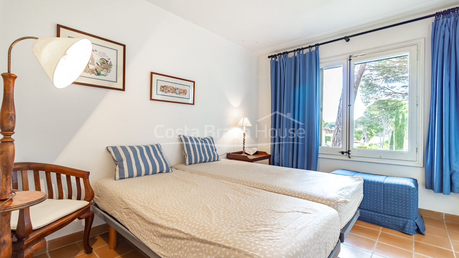 Mediterranean house in Llafranc with large plot and private garden near the beach