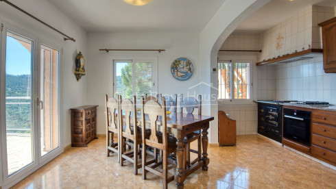 Villa avec piscine et terrasses avec vue sur la mer sur la crique de Sa Tuna, Begur