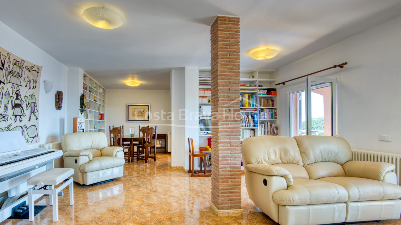 Villa with pool and terraces overlooking the sea in Sa Tuna cove, Begur