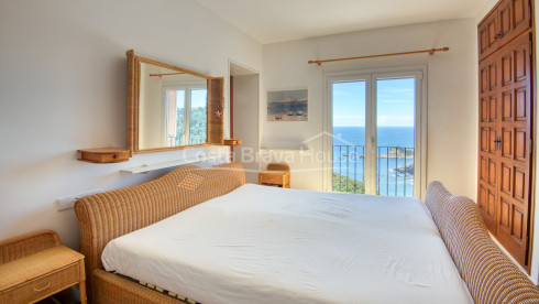 Villa with pool and terraces overlooking the sea in Sa Tuna cove, Begur