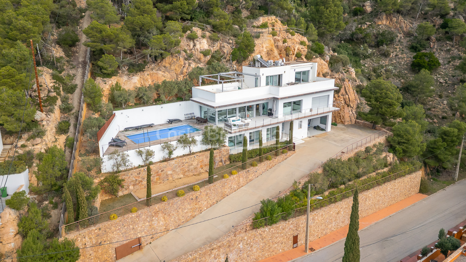 Maison de luxe avec vue mer et piscine à 5 minutes de la plage de Tamariu