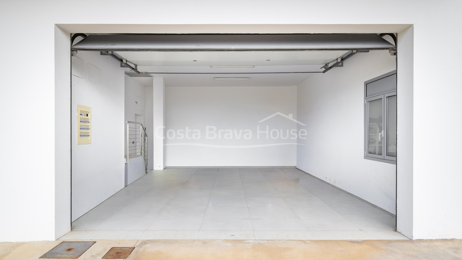 Luxury house with sea views and pool 5 minutes from Tamariu beach