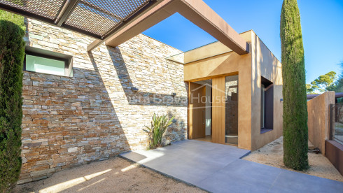 Luxury house in Begur Sa Riera with pool and sea views