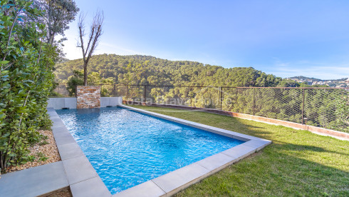 Casa de luxe a Begur Sa Riera amb piscina i vistes al mar