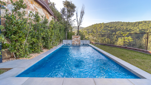 Maison de luxe à Begur Sa Riera avec piscine et vue mer