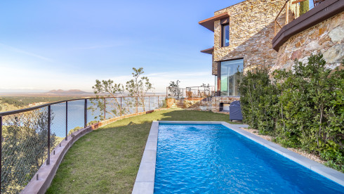 Luxury house in Begur Sa Riera with pool and sea views