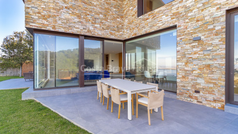 Casa de lujo en Begur Sa Riera con piscina y vistas al mar