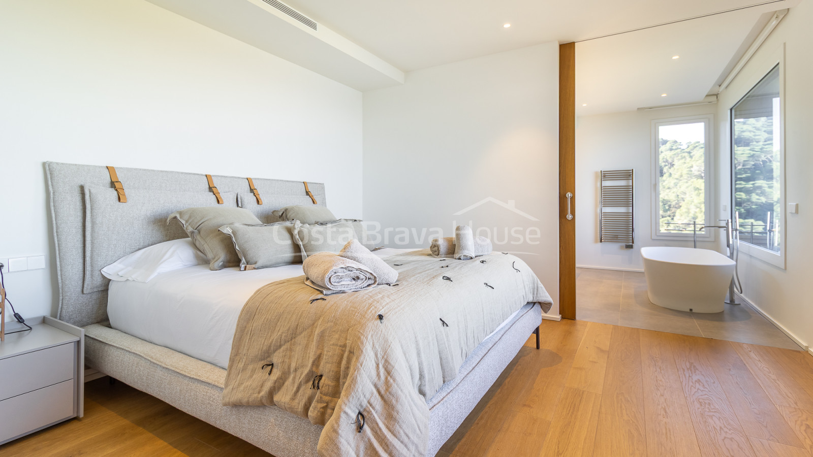 Luxury house in Begur Sa Riera with pool and sea views