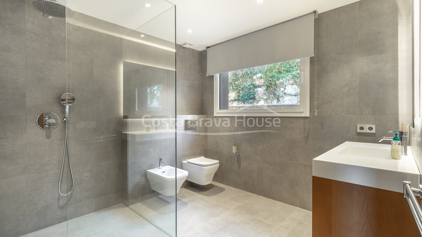 Luxury house in Begur Sa Riera with pool and sea views