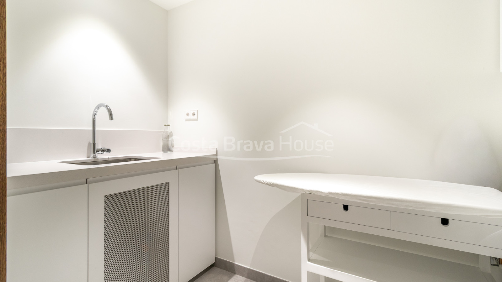 Casa de luxe a Begur Sa Riera amb piscina i vistes al mar