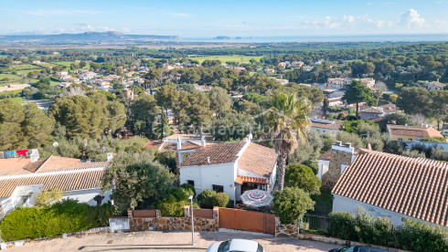 Maison à vendre à Pals avec terrasses, garage fermé, sauna privé et vues dégagées