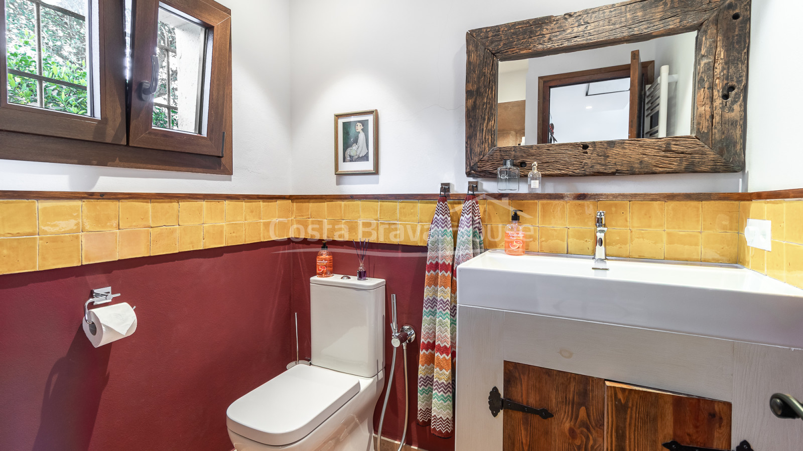 Casa en venta en Pals con terrazas, garaje cerrado, sauna privada y vistas abiertas