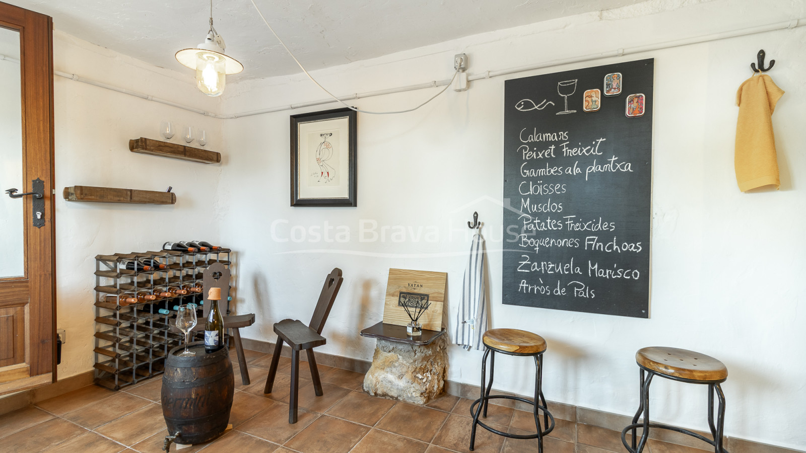 House for sale in Pals with terraces, closed garage, private sauna and open views