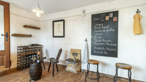 House for sale in Pals with terraces, closed garage, private sauna and open views