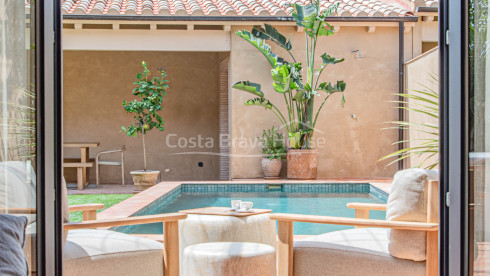 Nieuwbouwhuis in Gualta met privézwembad en hoogwaardig design in de Baix Empordà