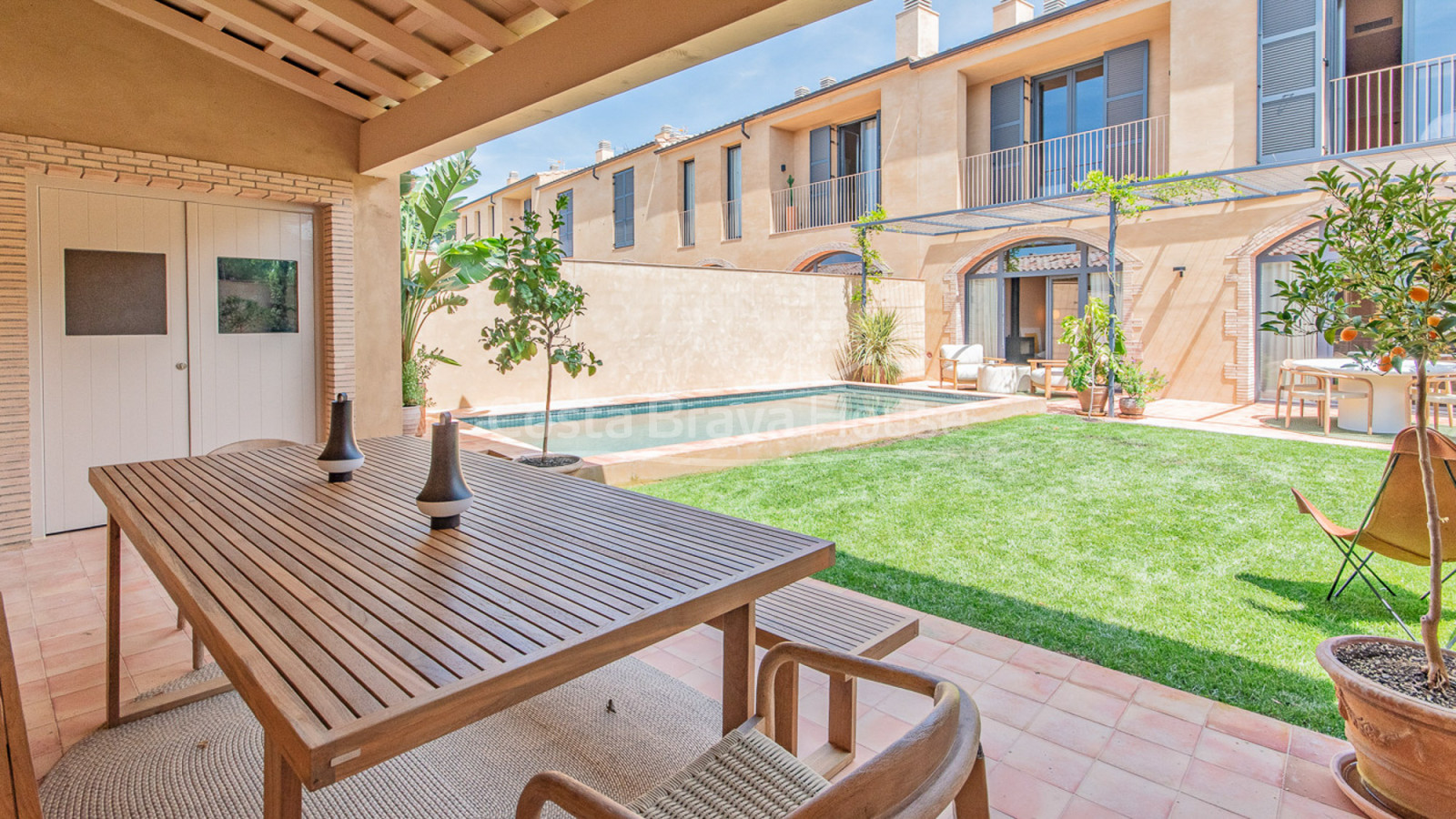 New build house in Gualta with private pool and high-end design in Baix Empordà