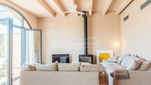 Nieuwbouwhuis in Gualta met privézwembad en hoogwaardig design in de Baix Empordà