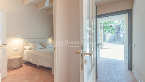 Nieuwbouwhuis in Gualta met privézwembad en hoogwaardig design in de Baix Empordà