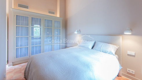 Nieuwbouwhuis in Gualta met privézwembad en hoogwaardig design in de Baix Empordà