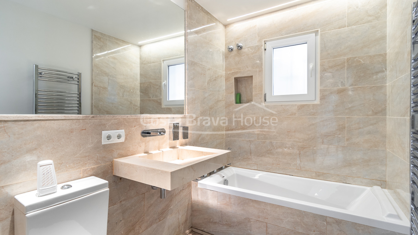 Casa en Aiguablava con piscina y terraza con vistas panorámicas al mar