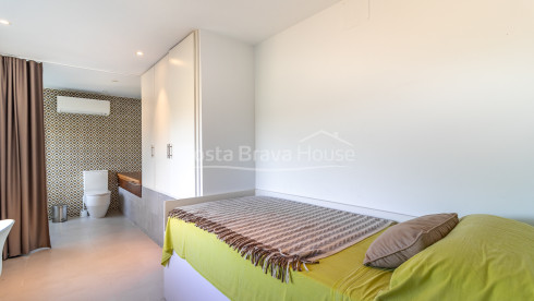 Casa a Aiguablava amb piscina i terrassa amb vistes panoràmiques al mar