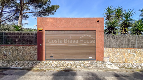 Casa en Aiguablava con piscina y terraza con vistas panorámicas al mar