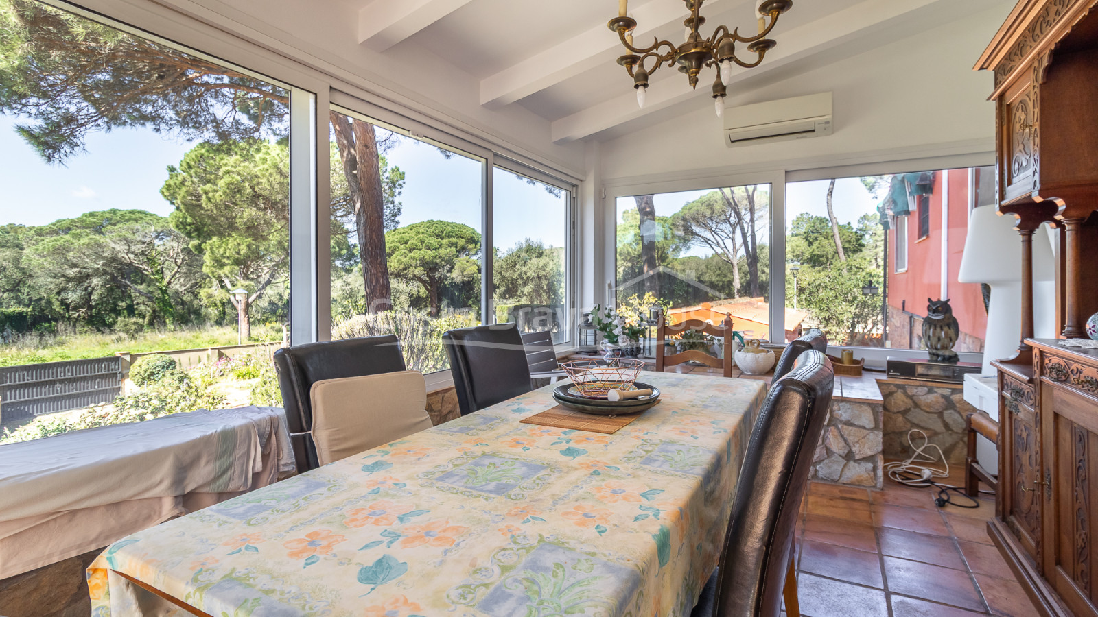 Mediterrane villa in Calella de Palafrugell met zwembad, tuin en apart appartement
