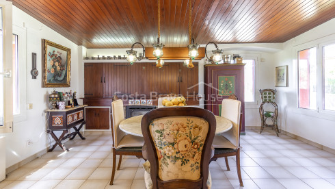 Mediterrane villa in Calella de Palafrugell met zwembad, tuin en apart appartement