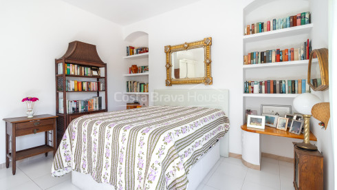 Mediterrane villa in Calella de Palafrugell met zwembad, tuin en apart appartement