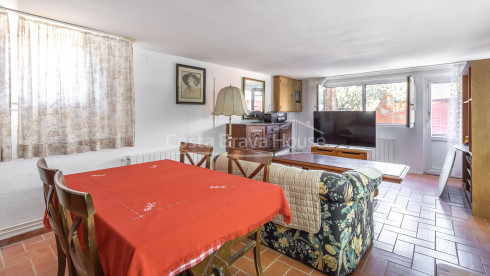 Villa mediterránea en Calella de Palafrugell con piscina jardín y apartamento independiente