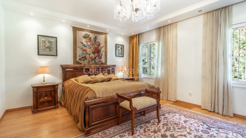 Villa à Sant Feliu de Guíxols avec piscine privée, grand terrain et vue sur la montagne