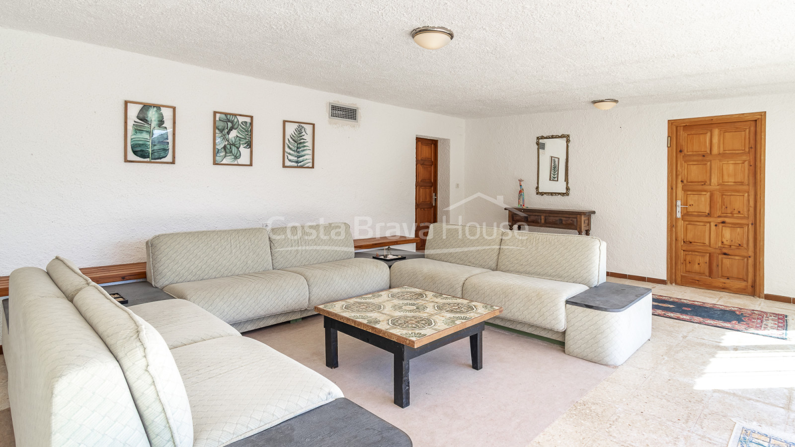 Villa à Sant Feliu de Guíxols avec piscine privée, grand terrain et vue sur la montagne