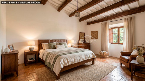 Country house in Calonge with large land, mountain views and original Catalan vault