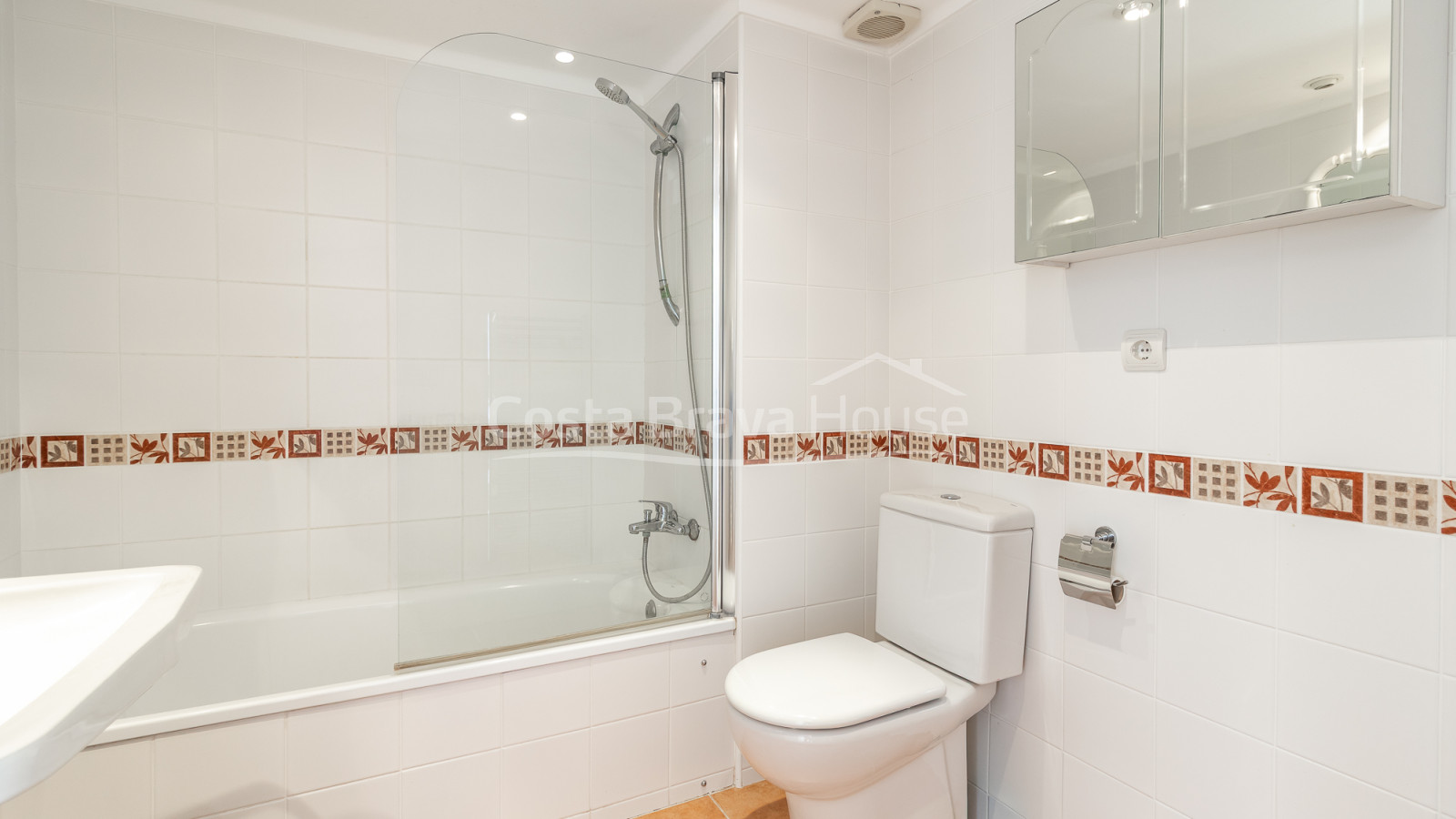 Apartamento en Aiguablava con terraza y vistas al mar cerca de Playa Fonda