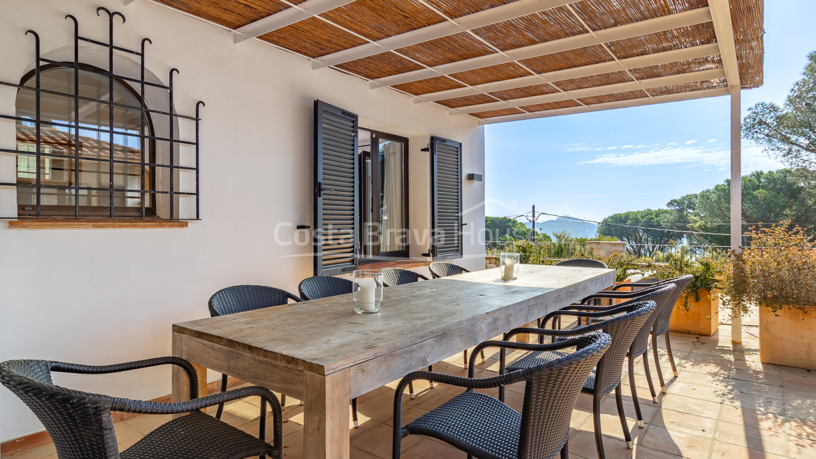 Casa en Begur con piscina privada, jardín amplio y licencia turística en zona tranquila