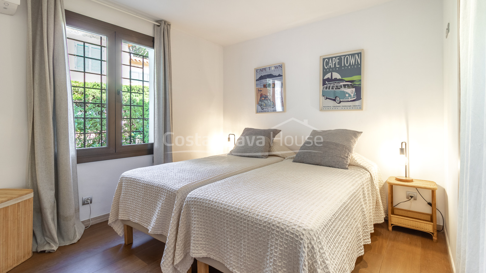 Casa en Begur con piscina privada, jardín amplio y licencia turística en zona tranquila