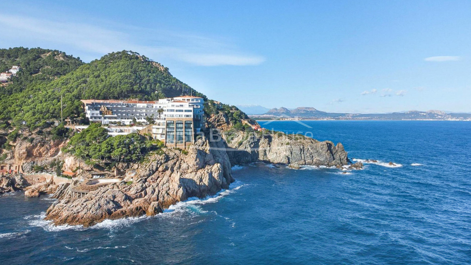 Appartement in Begur met terras, panoramisch zeezicht en toeristische vergunning