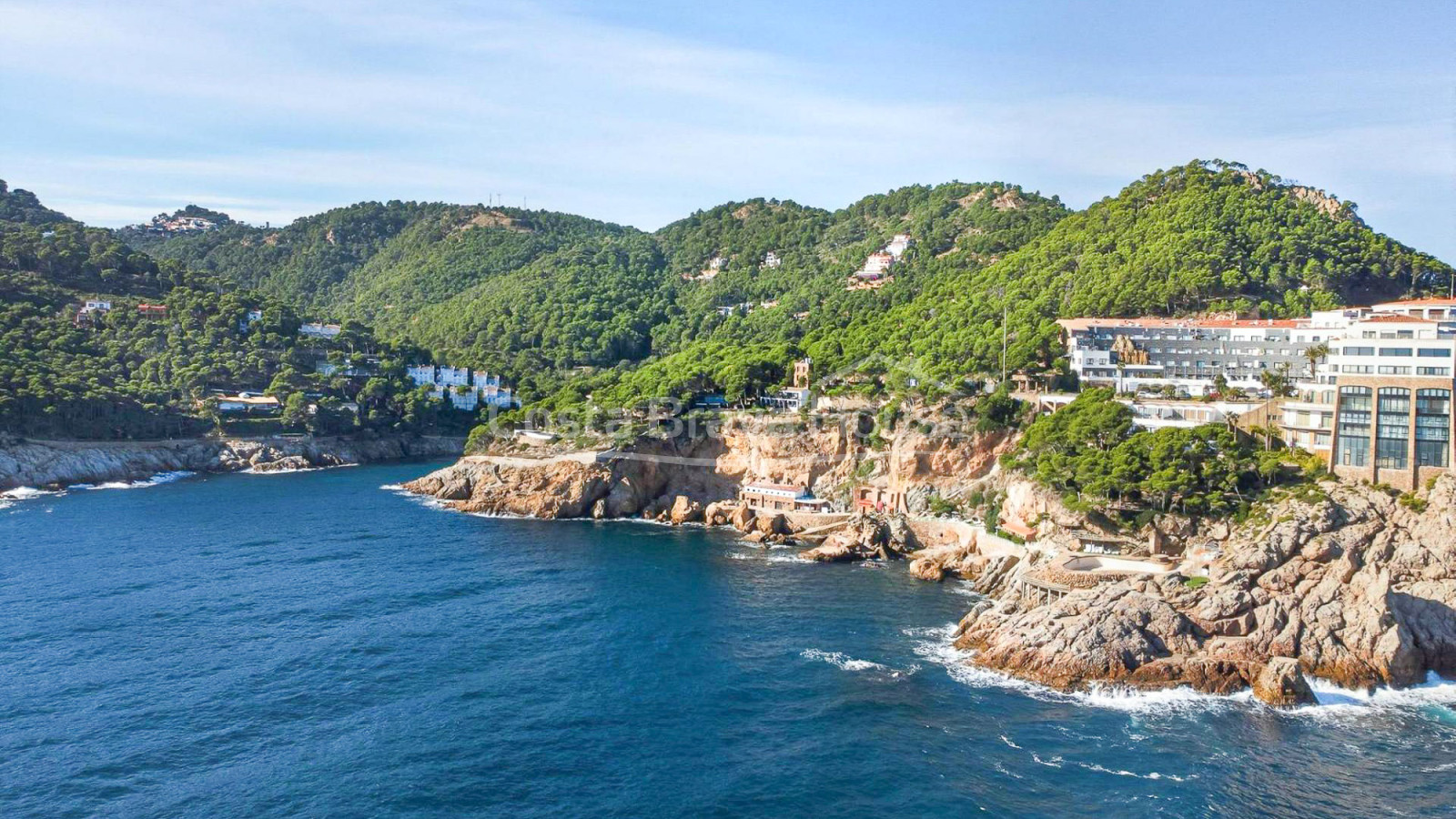 Appartement in Begur met terras, panoramisch zeezicht en toeristische vergunning