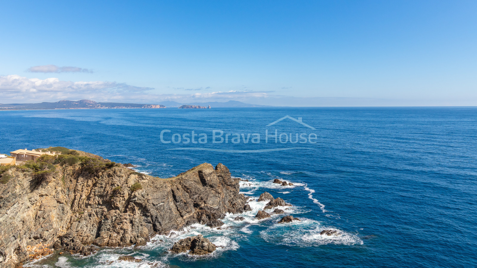 Appartement in Begur met terras, panoramisch zeezicht en toeristische vergunning