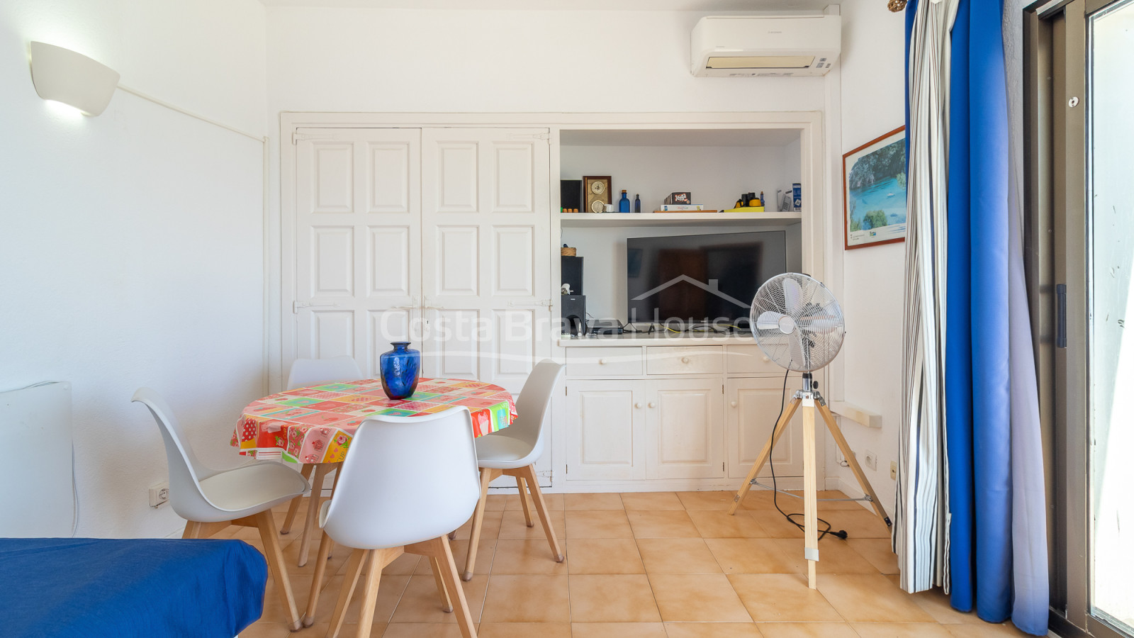 Appartement in Begur met terras, panoramisch zeezicht en toeristische vergunning