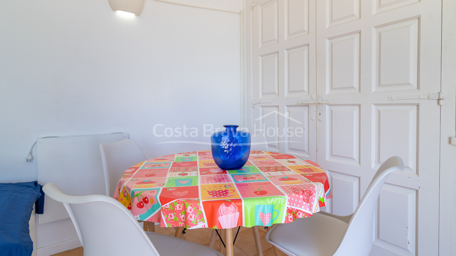 Appartement in Begur met terras, panoramisch zeezicht en toeristische vergunning