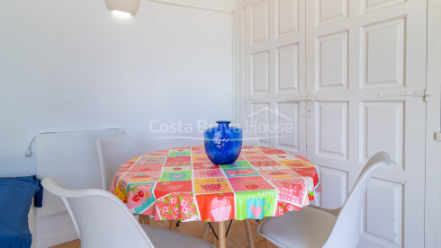 Appartement in Begur met terras, panoramisch zeezicht en toeristische vergunning