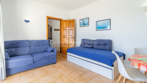 Appartement in Begur met terras, panoramisch zeezicht en toeristische vergunning