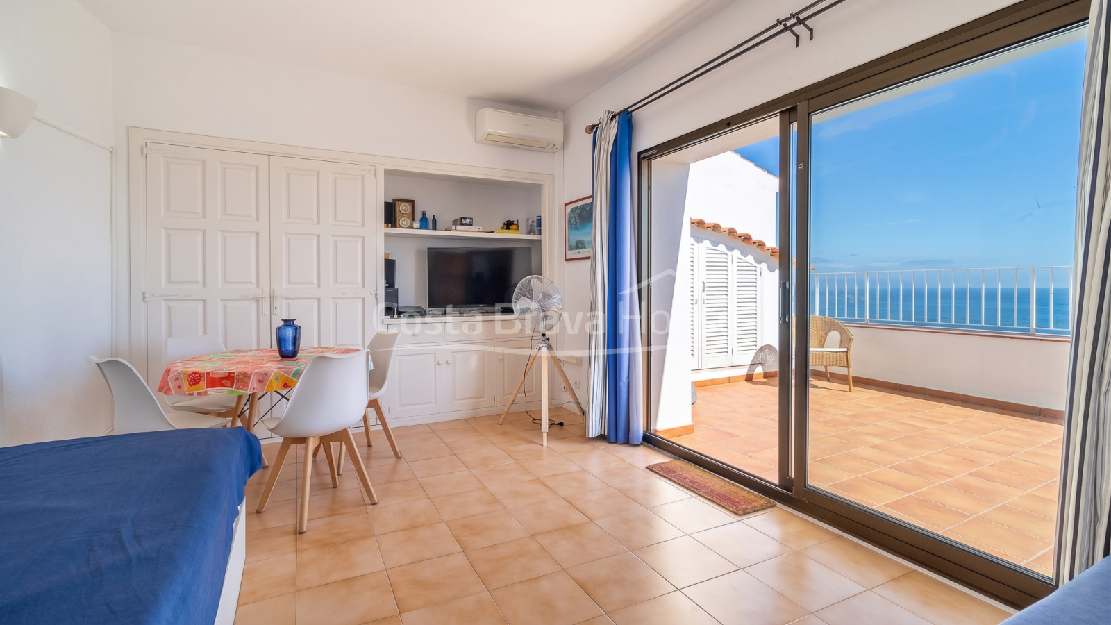Appartement in Begur met terras, panoramisch zeezicht en toeristische vergunning