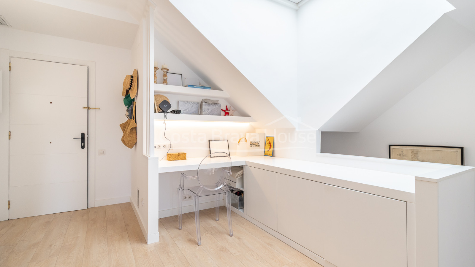 Apartamento reformado con terraza y piscina en Calella de Palafrugell