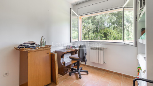 Villa à Calonge avec piscine privée, jardin plat et grands espaces familiaux