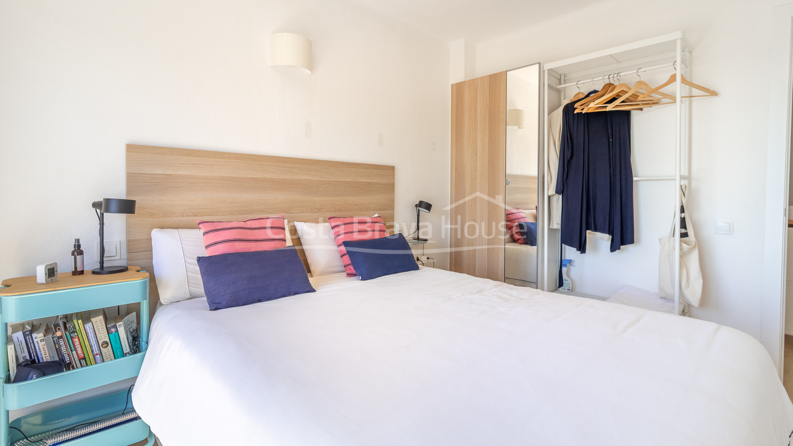 Apartament reformat amb terrassa privada a prop de la platja del Golfet a Calella de Palafrugell
